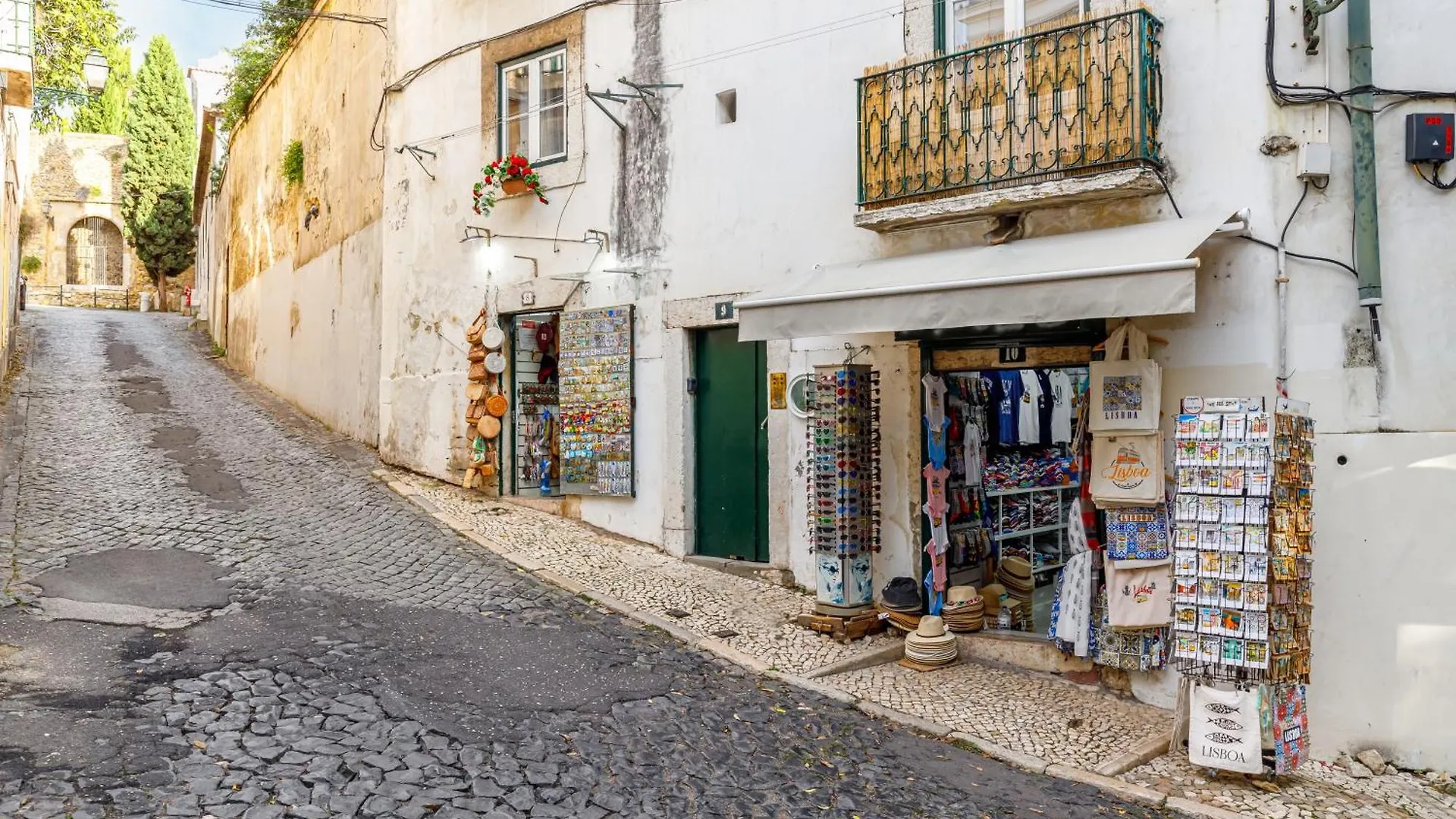 Appartamento Sublime Apt Medieval Alfama Lisbona